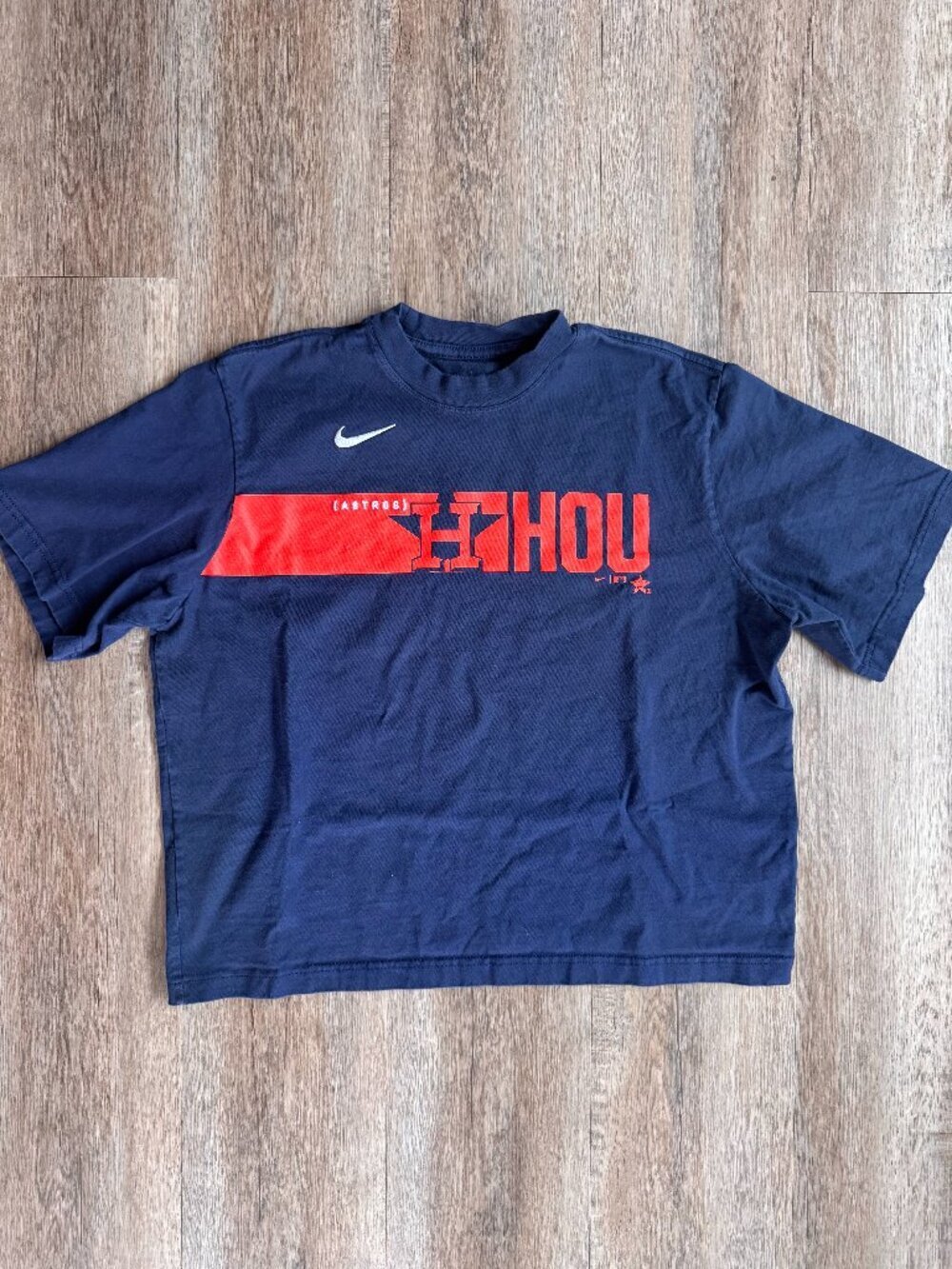 Nike Houston Astros Boxy Crop Fit T-Shirt - size Medium